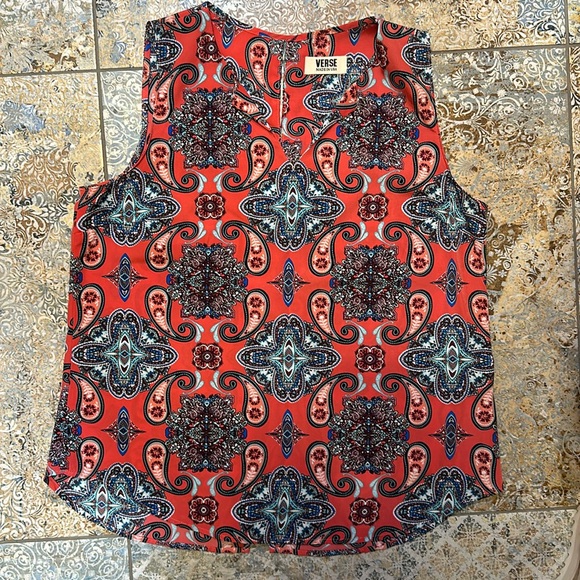verse Tops - Women’s size large shirt